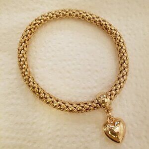 Gold costume jewelry Expandable Bracelet with Heart Charm